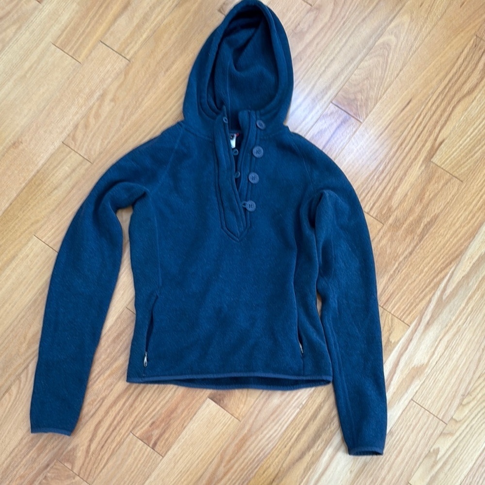 North face like better sweater Patagonia Small
